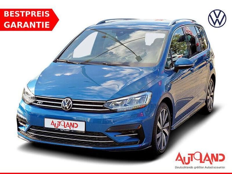 Blau Gebraucht 2020 VW Touran Highline Van / Kleinbus | 29.950 € (Etwas zu teuer) - Bild 1/4