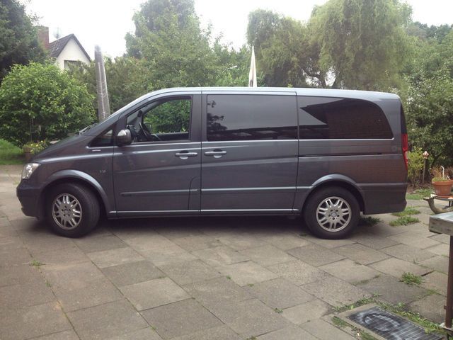 Gebraucht Mercedes Viano 224 PS (164 kW) 2011 Grau metallic Van / Kleinbus