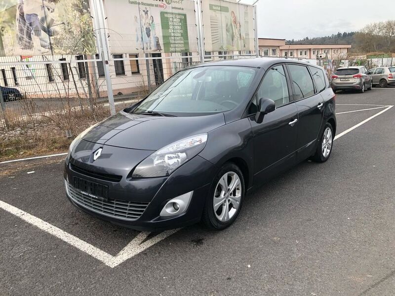 Grau Gebraucht 2009 Renault Scénic III Dynamique Van / Kleinbus | 1.999 € (Fairer Preis) - Bild 1/4