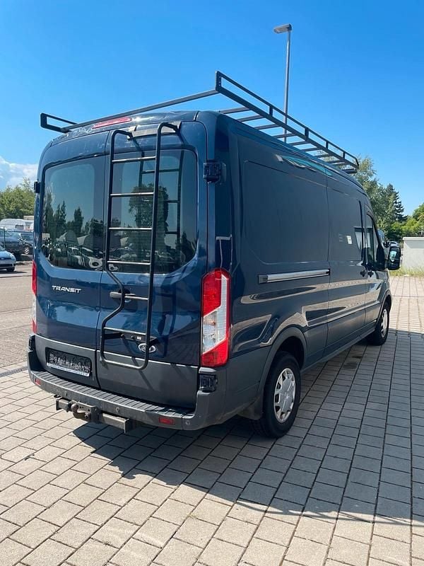 Gebraucht Ford Transit Trend 131 PS (96 kW) 2018 Blau Van / Kleinbus
