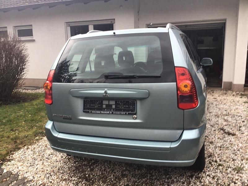 Gebraucht Mitsubishi Space Star 98 PS (72 kW) 2005 Grün Limousine