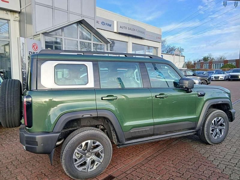 Neu Baic BJ40 234 PS (172 kW) 2025 Grün SUV