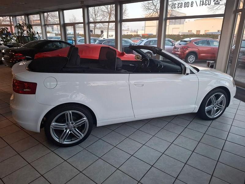 Gebraucht Audi A3 Cabriolet S-Line 140 PS (102 kW) 2012 Weiß Cabrio