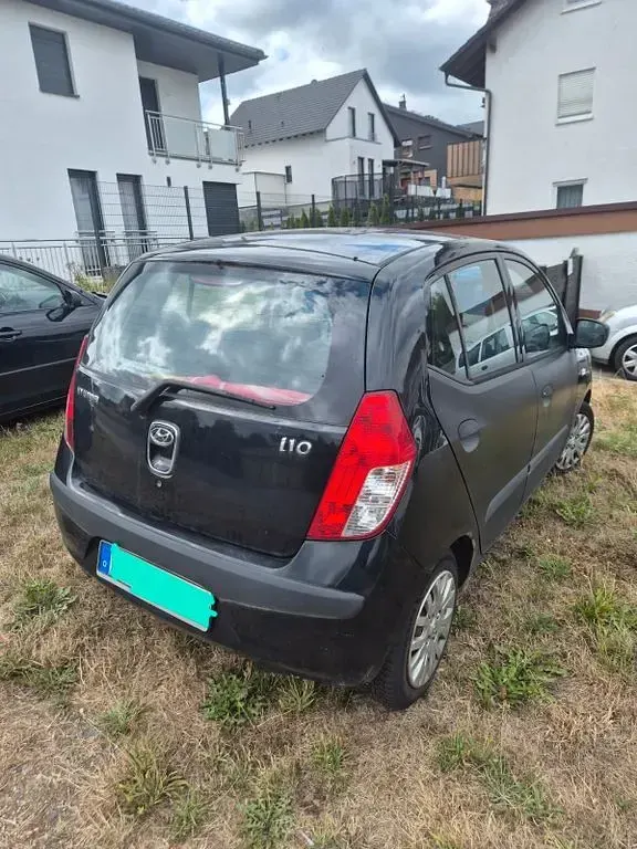 Gebraucht Hyundai i10 Pure 67 PS (49 kW) 2009 Schwarz Kleinwagen