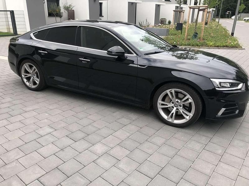 Gebraucht Audi A5 Sportback Ambiente 190 PS (139 kW) 2017 Schwarz Kleinwagen