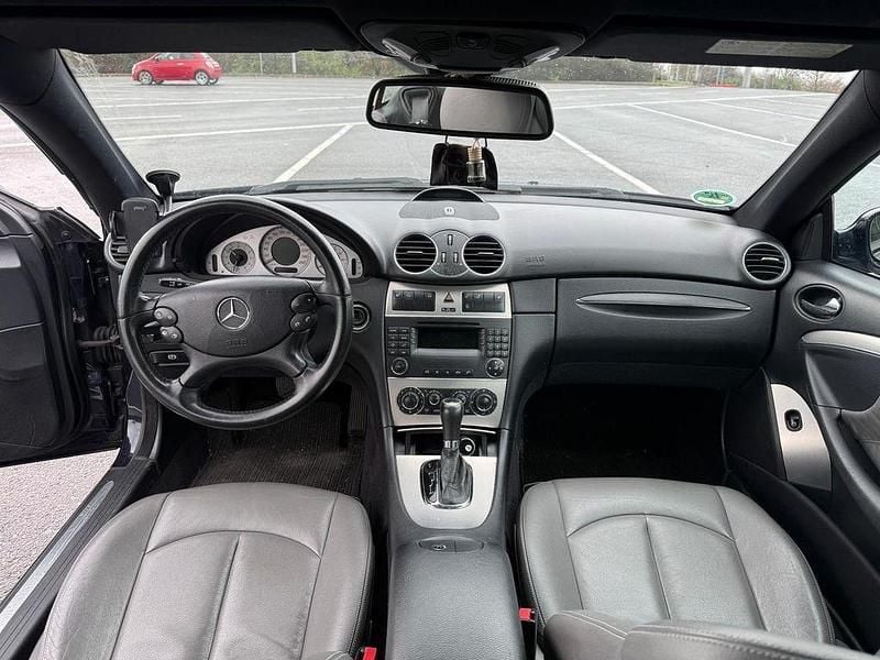 Gebraucht Mercedes CLK200 Avantgarde 184 PS (135 kW) 2007 Blau Coupé