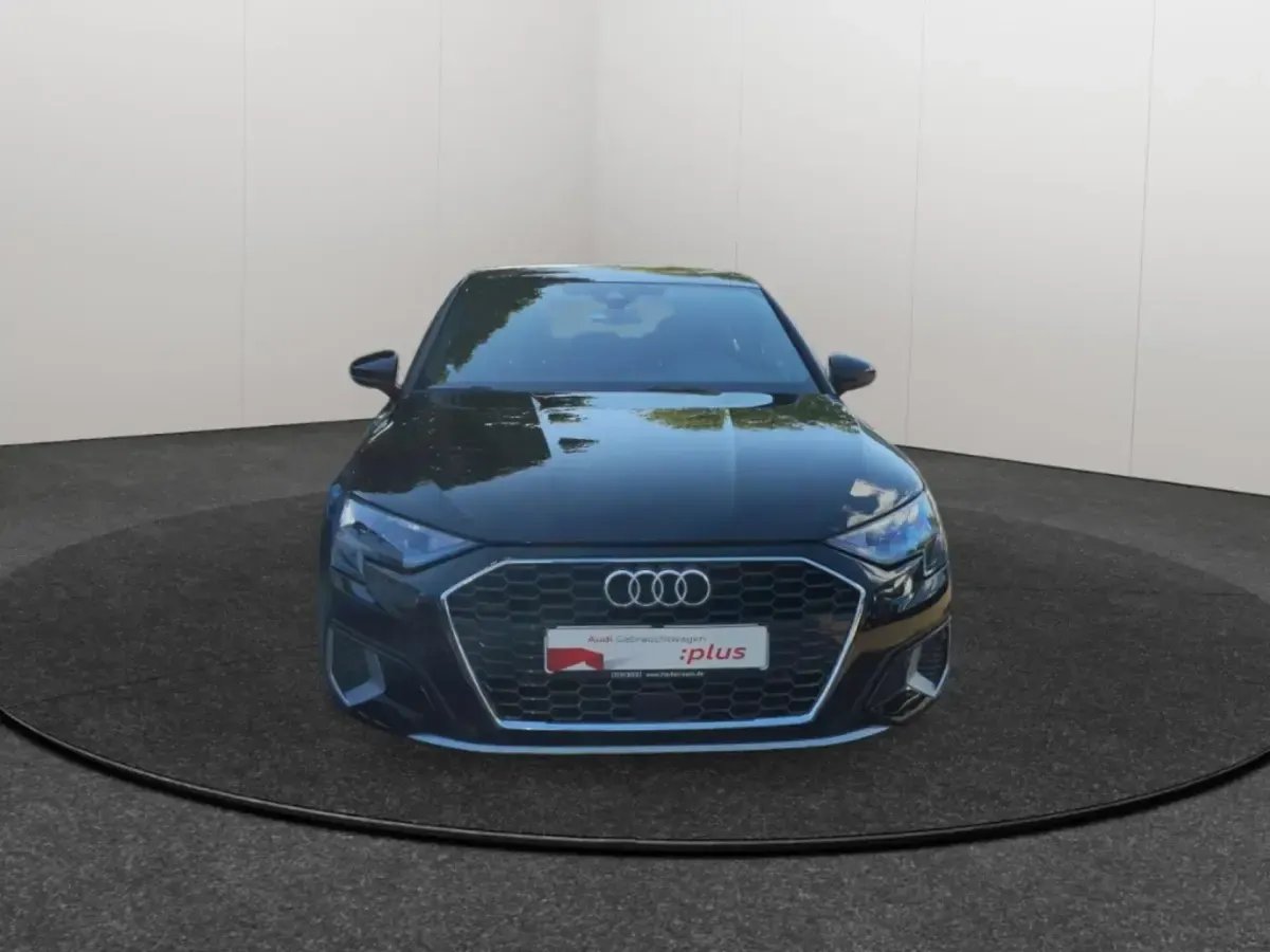 Gebraucht Audi A3 Advanced 110 PS (80 kW) 2023 Schwarz Limousine