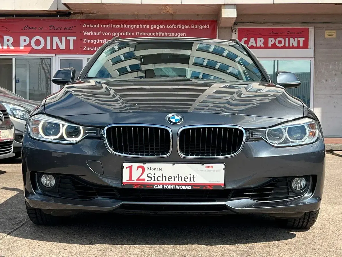 Gebraucht BMW 320 184 PS (135 kW) 2013 Grau Kombi