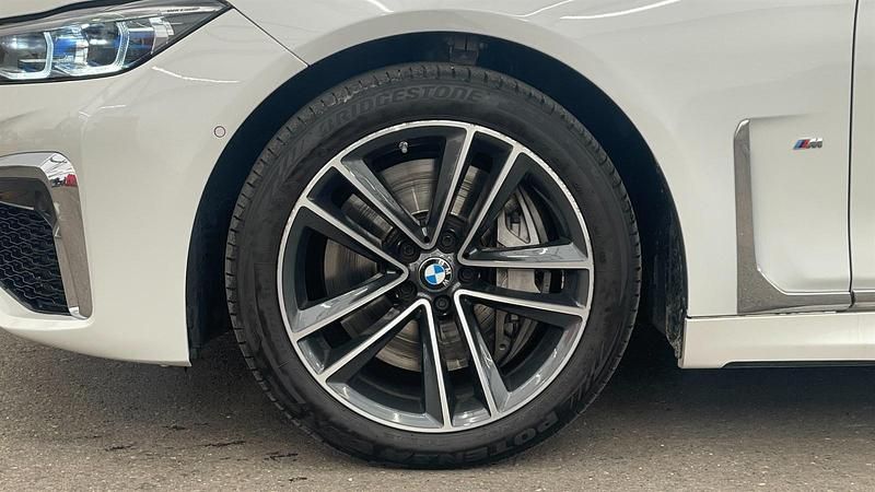 Gebraucht BMW 740 Executive 340 PS (250 kW) 2022 Mineralweiß metallic Limousine