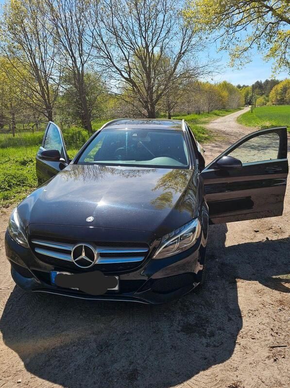 Schwarz Gebraucht 2016 Mercedes C180 Avantgarde Kombi | 14.500 € (Guter Preis) - Bild 1/4