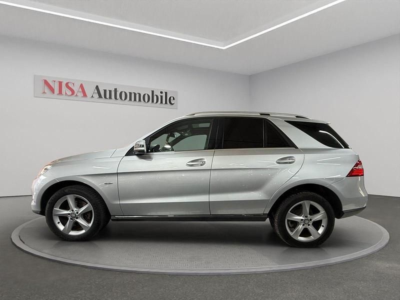 Gebraucht Mercedes ML350 258 PS (189 kW) 2012 Silber SUV