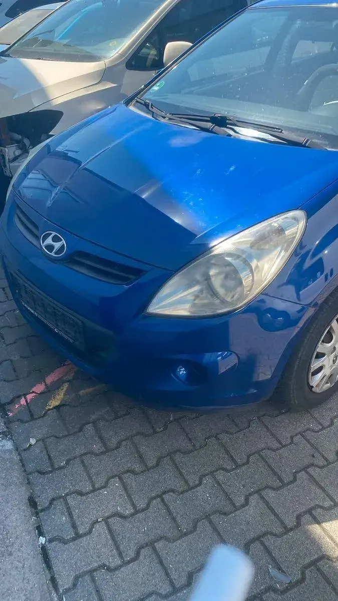 Gebraucht Hyundai i20 Comfort 77 PS (56 kW) 2011 Blau Kleinwagen
