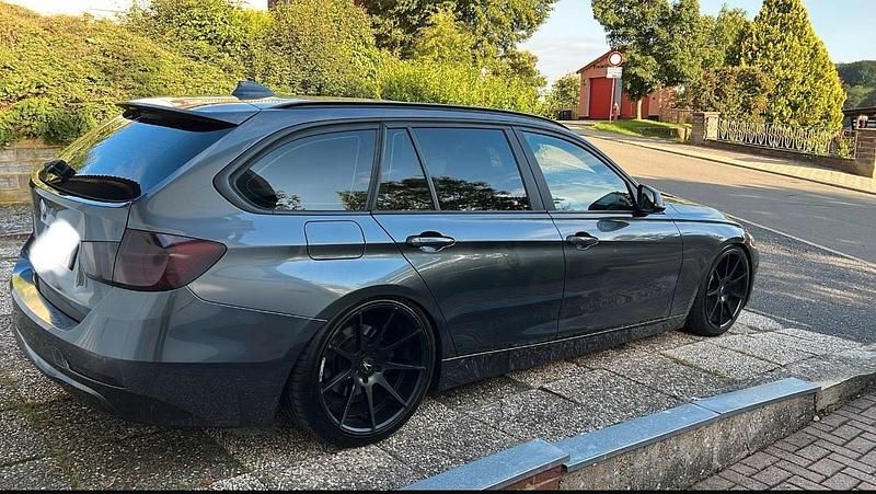 Grau Gebraucht 2014 BMW 325 Kombi | 13.500 € (Fairer Preis) - Bild 1/4