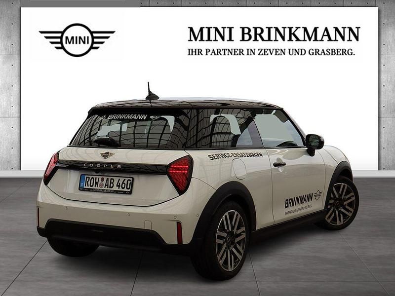 Gebraucht Mini Cooper Classic 156 PS (114 kW) 2025 Weiß Kleinwagen