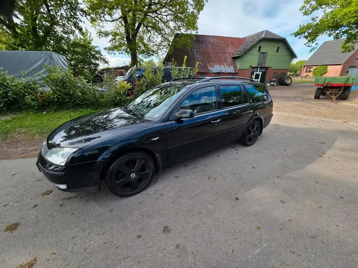 Gebraucht Ford Mondeo 130 PS (95 kW) 2004 Schwarz Kombi