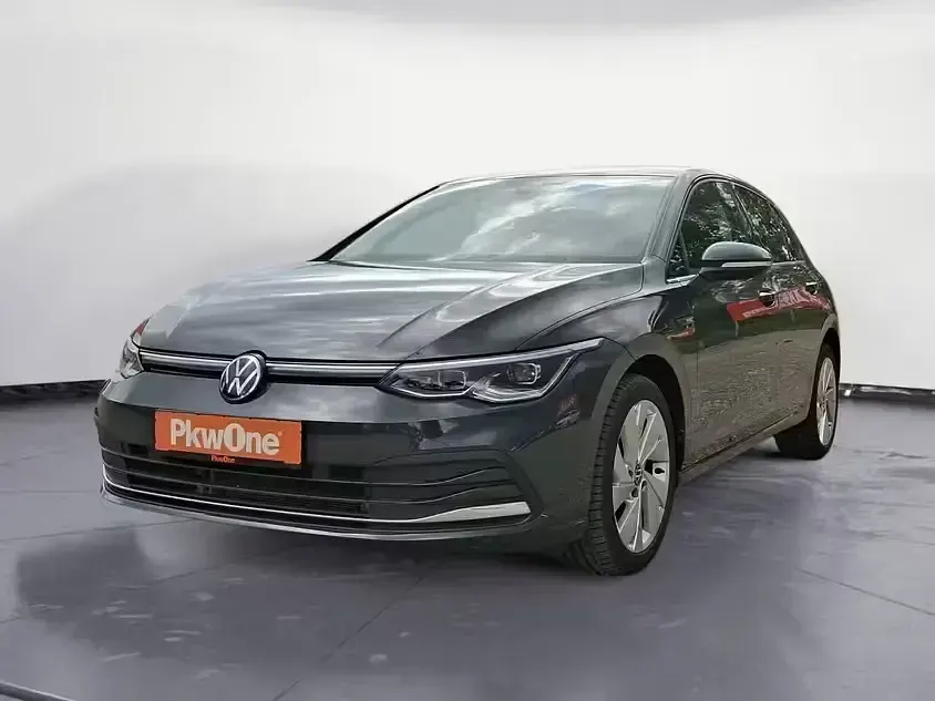 Gebraucht VW Golf VIII Style 131 PS (96 kW) 2024 Limousine