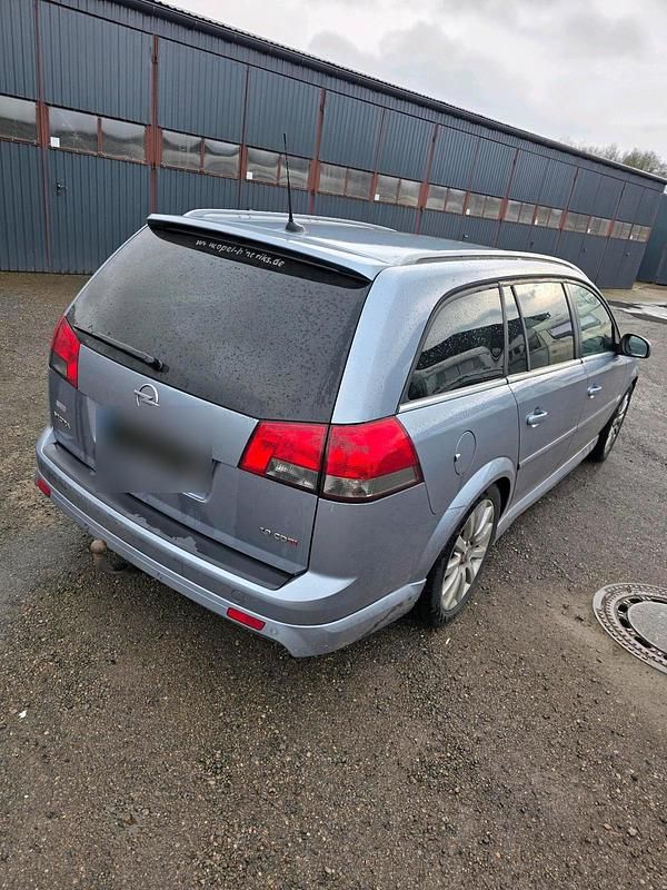 Gebraucht Opel Vectra 150 PS (110 kW) 2008 Grau Kombi