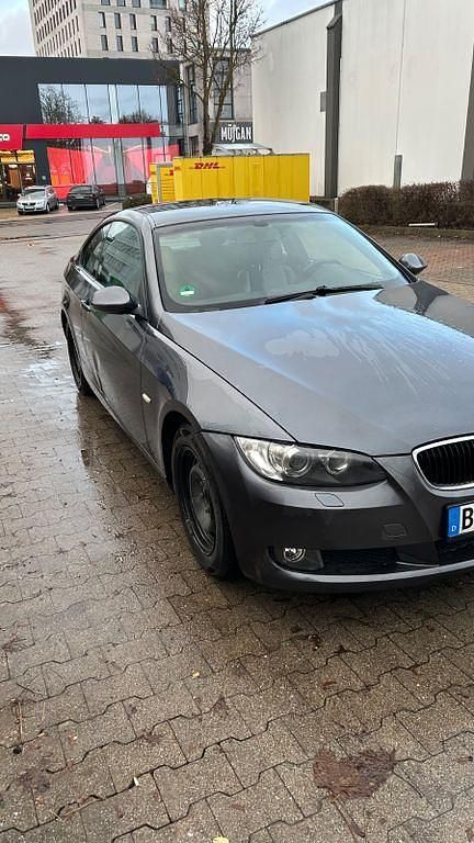Gebraucht BMW 320 Performance 170 PS (125 kW) 2007 Grau Coupé