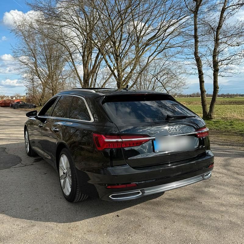 Gebraucht Audi A6 204 PS (150 kW) 2023 Schwarz Kombi