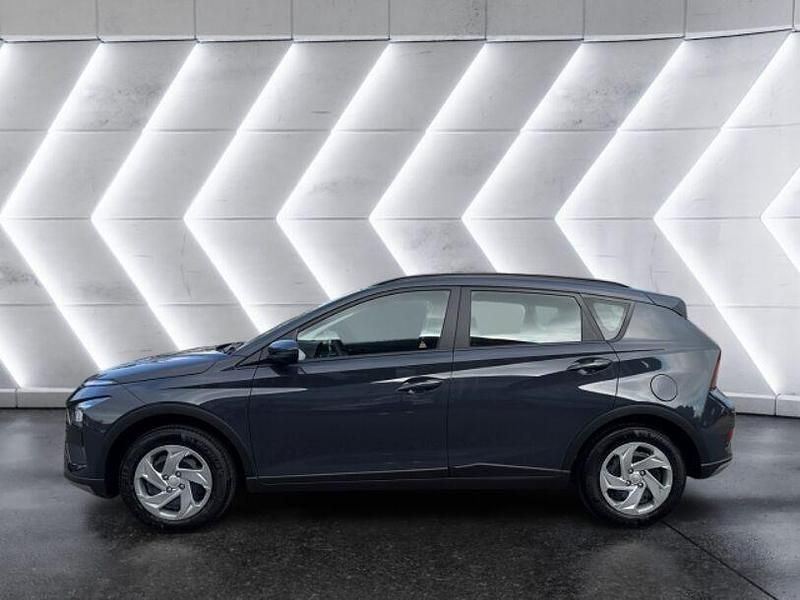 Neu Hyundai Bayon Select 101 PS (74 kW) 2025 Grau SUV