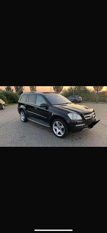 Gebraucht Mercedes GL350 265 PS (194 kW) 2011 Schwarz SUV