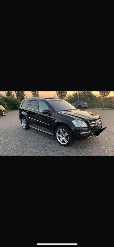 Schwarz Gebraucht 2011 Mercedes GL350 SUV | 16.000 € (Guter Preis) - Bild 1/4