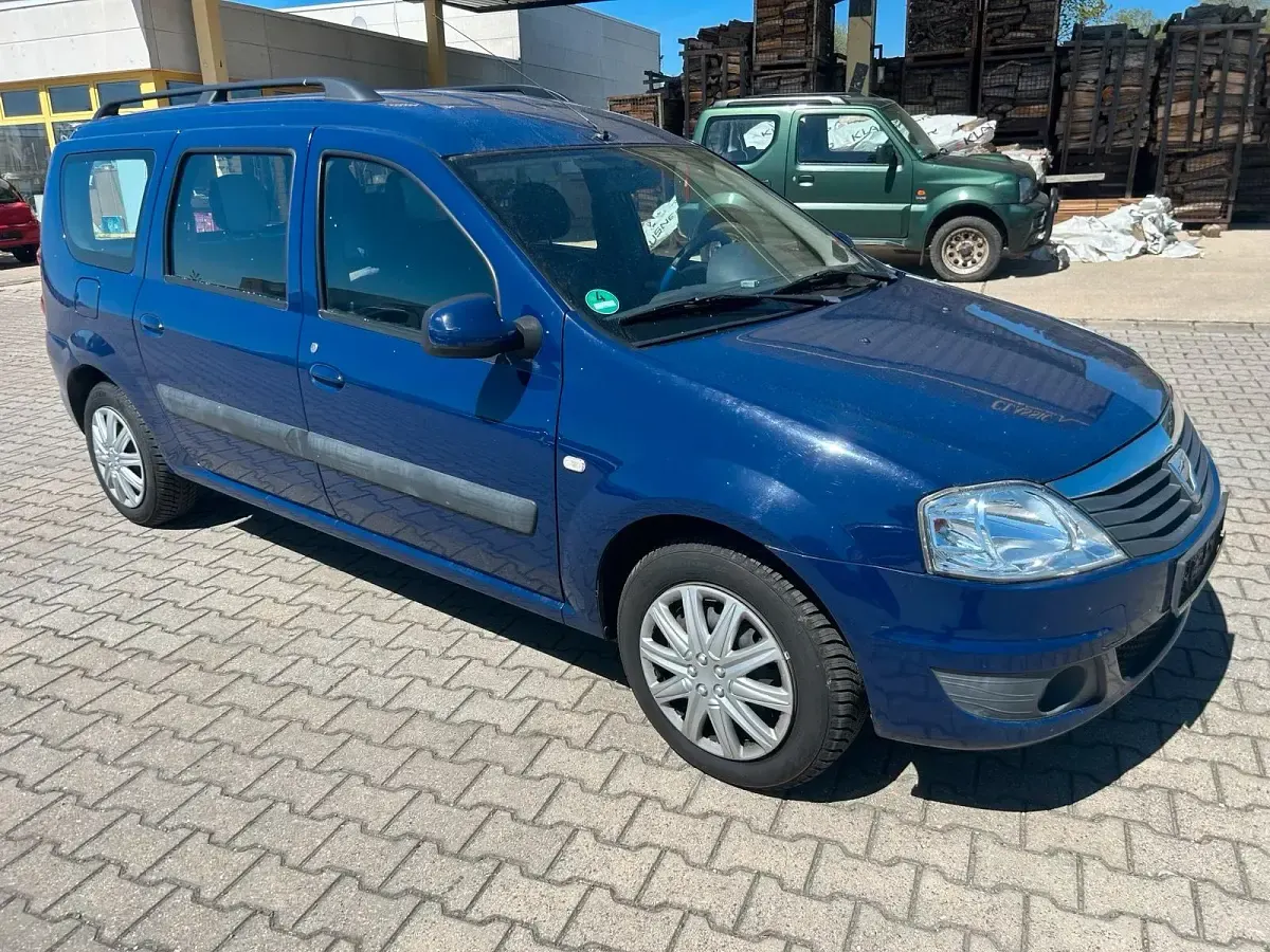 Gebraucht Dacia Logan 87 PS (63 kW) 2009 Blau Kombi