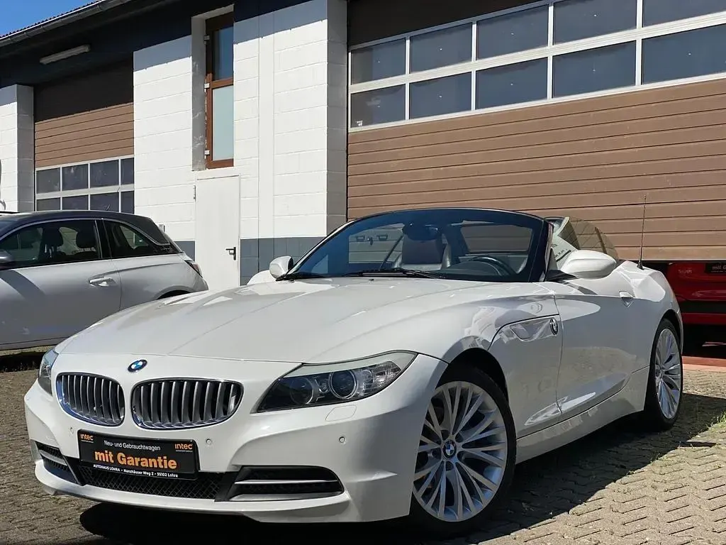 Second-hand BMW Z4 Performance 184 CP (135 kW) 2012 Alb Cabrio