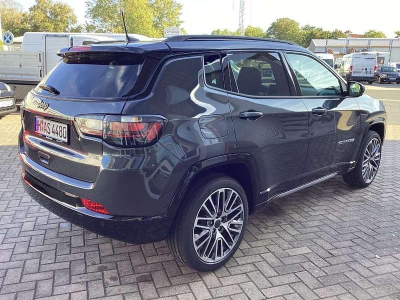 Gebraucht Jeep Compass Summit 129 PS (94 kW) 2025 Graphite grey metallic mit dac SUV