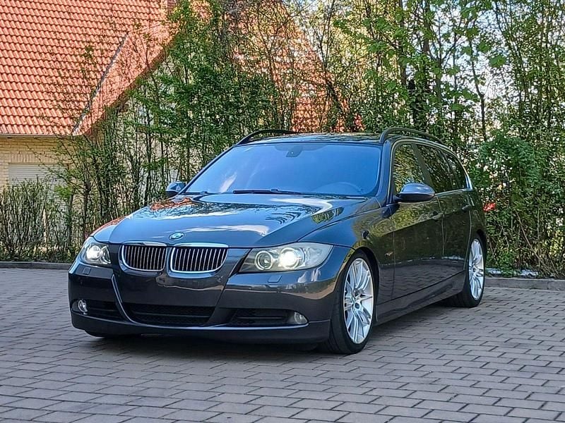 Second-hand BMW 325 Performance 197 CP (144 kW) 2007 Gri Break