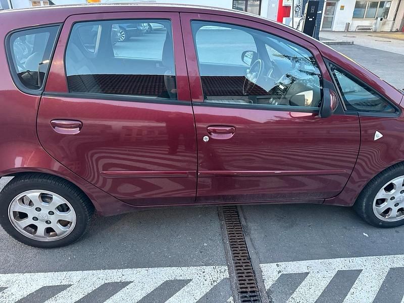 Gebraucht Mitsubishi Colt 95 PS (69 kW) 2007 Andere farben Kleinwagen