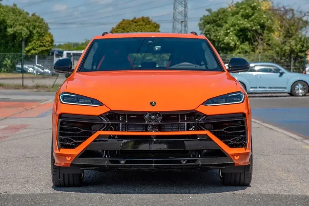 Neu Lamborghini Urus 799 PS (587 kW) 2026 Orange SUV