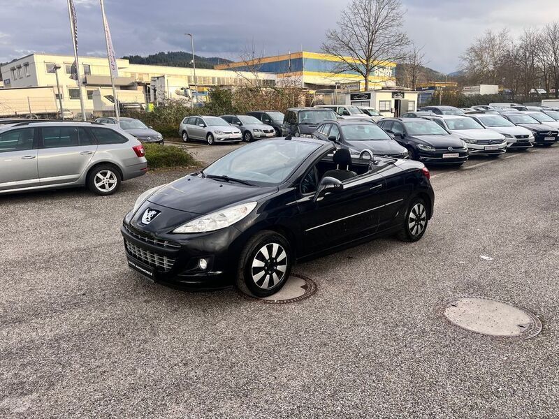 Schwarz Gebraucht 2009 Peugeot 207 CC Premium Cabrio | 3.200 € (Etwas zu teuer) - Bild 1/4