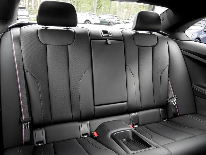 Gebraucht BMW 220 M Sport 190 PS (139 kW) 2025 Grau Coupé