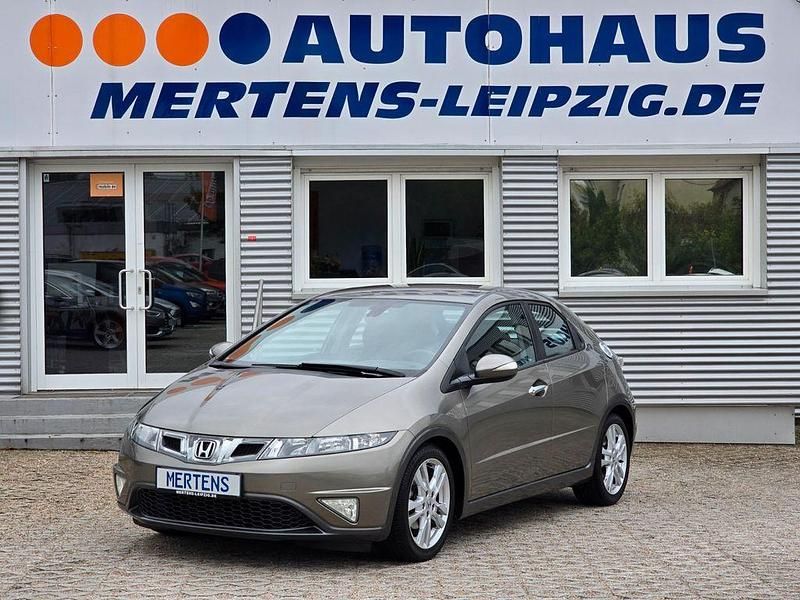 Grau Gebraucht 2008 Honda Civic Sport Limousine | 6.990 € (Fairer Preis) - Bild 1/4