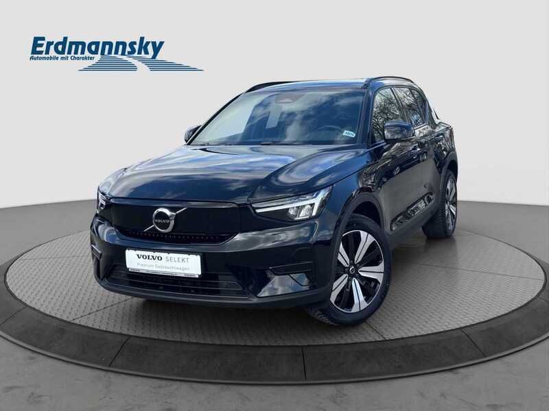 Onyx black (schwarz) Gebraucht 2023 Volvo XC40 Core SUV | 29.940 € (Superpreis) - Bild 1/4