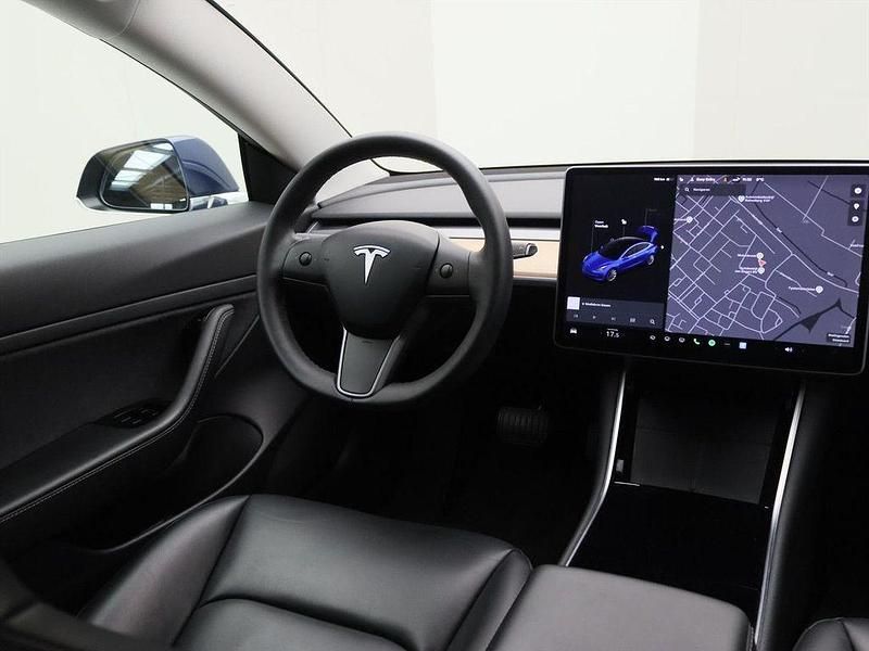 Gebraucht Tesla Model 3 Standard Range 225 kW (306 PS) 2020 Blau Limousine