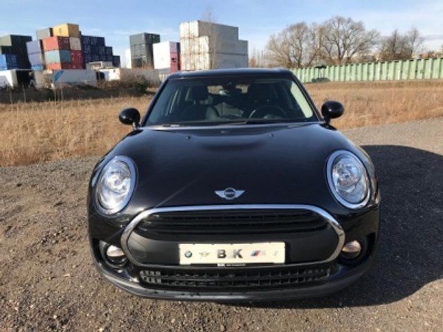 Gebraucht Mini One Clubman Pepper 102 PS (75 kW) 2018 Schwarz metallic Kombi