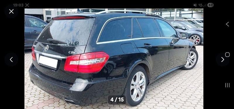 Gebraucht Mercedes E220 Avantgarde 170 PS (125 kW) 2012 Schwarz Limousine