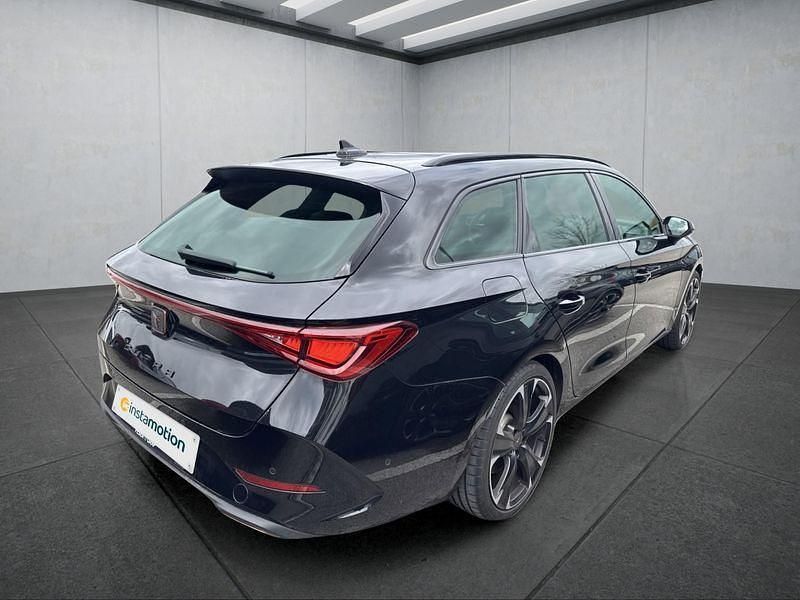 Second-hand Cupra Leon 245 CP (180 kW) 2024 Negru Break