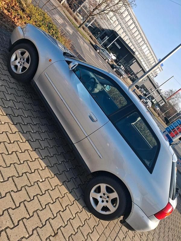 Gebraucht Audi A3 Ambiente 101 PS (74 kW) 1998 Silber Kleinwagen
