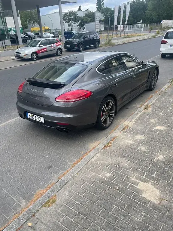 Gebraucht Porsche Panamera 420 PS (308 kW) 2014 Grau Kleinwagen