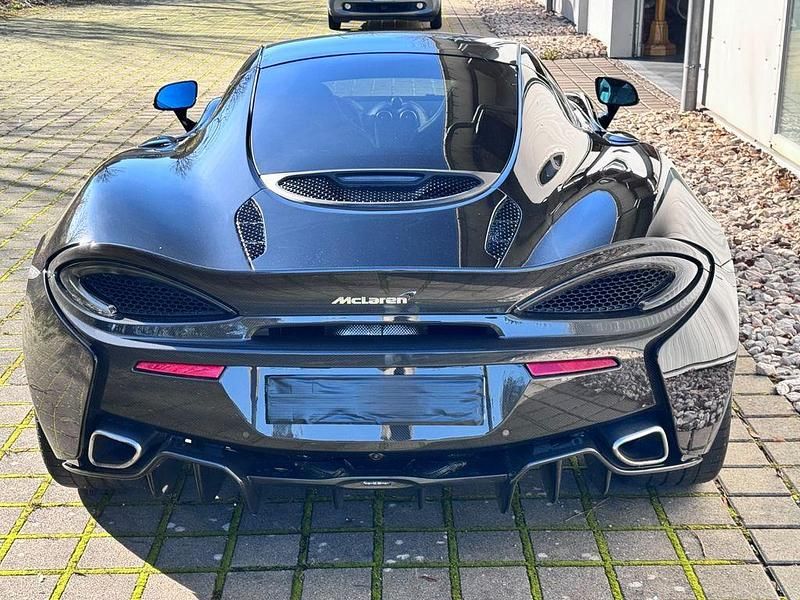 Gebraucht McLaren 570GT 570 PS (419 kW) 2017 Onyx black Coupé