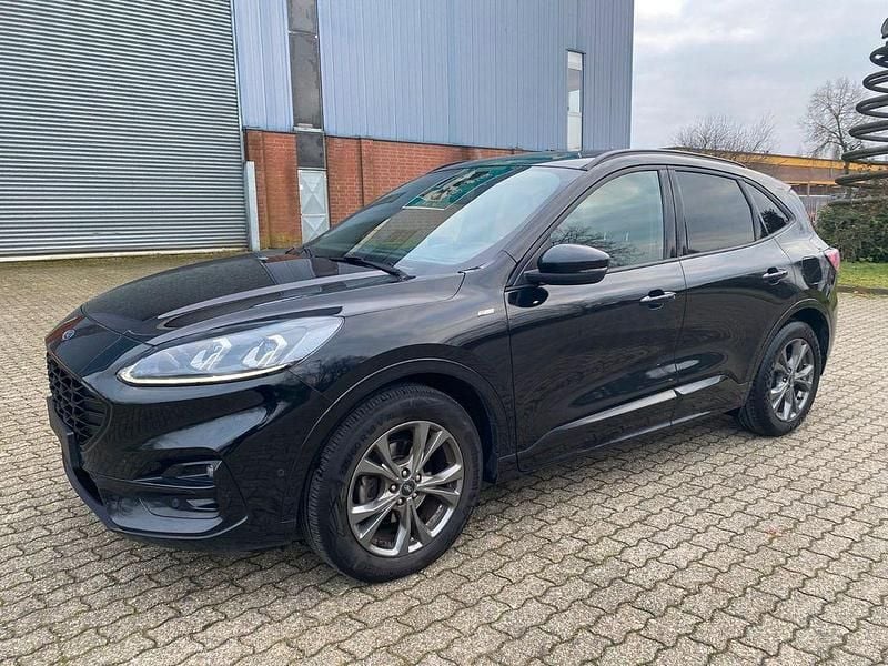 Obsidianschwarz metallic Gebraucht 2020 Ford Kuga ST-Line X SUV | 18.950 € (Superpreis) - Bild 1/4