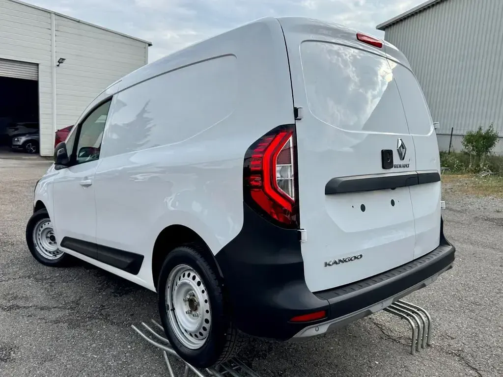 Gebraucht Renault Kangoo Rapid Extra 131 PS (96 kW) 2022 Mineral weiss Van / Kleinbus