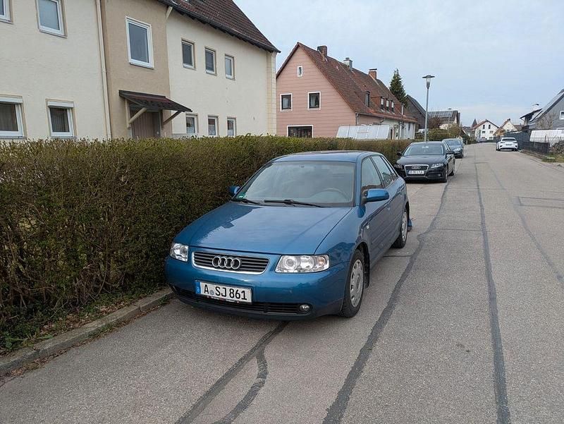 Blau Gebraucht 2002 Audi A3 Limousine | 1.690 € (Fairer Preis) - Bild 1/4