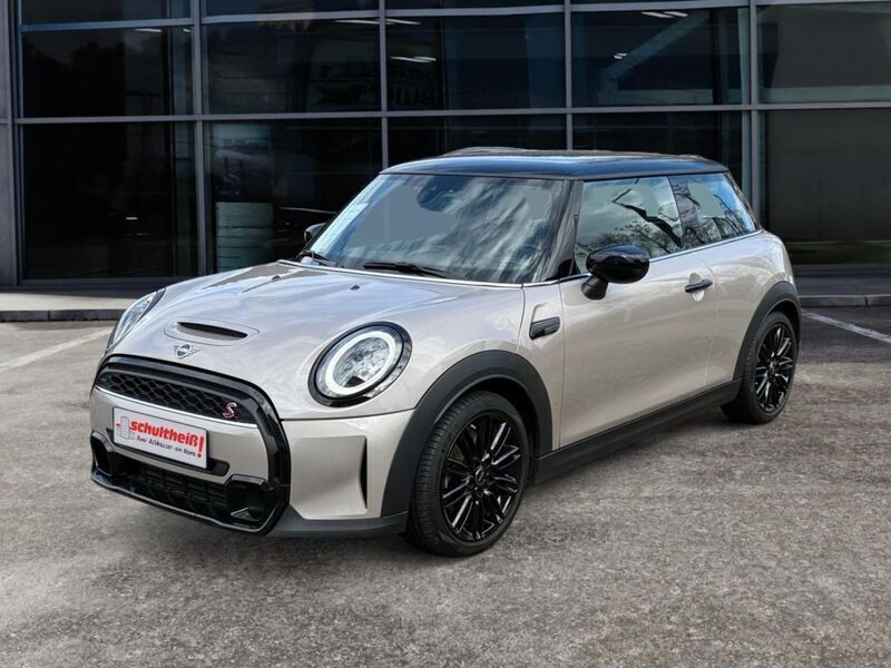 Grau Gebraucht 2022 Mini Cooper S Classic Kleinwagen | 25.950 € (Guter Preis) - Bild 1/4