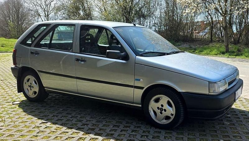 Gebraucht Fiat Tipo S 70 PS (51 kW) 1994 Silber Kleinwagen