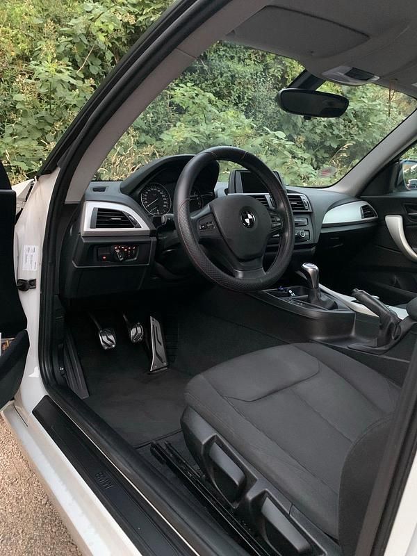 Gebraucht BMW 116 136 PS (100 kW) 2013 Weiß Kleinwagen