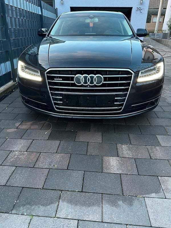 Schwarz Gebraucht 2016 Audi A8 Comfort Limousine | 22.999 € (Fairer Preis) - Bild 1/4